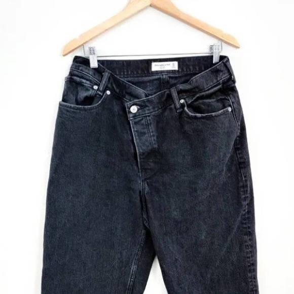 Abercrombie Dad High Rise Crossover Jeans - 26 curve love NWT - Picture 2 of 4